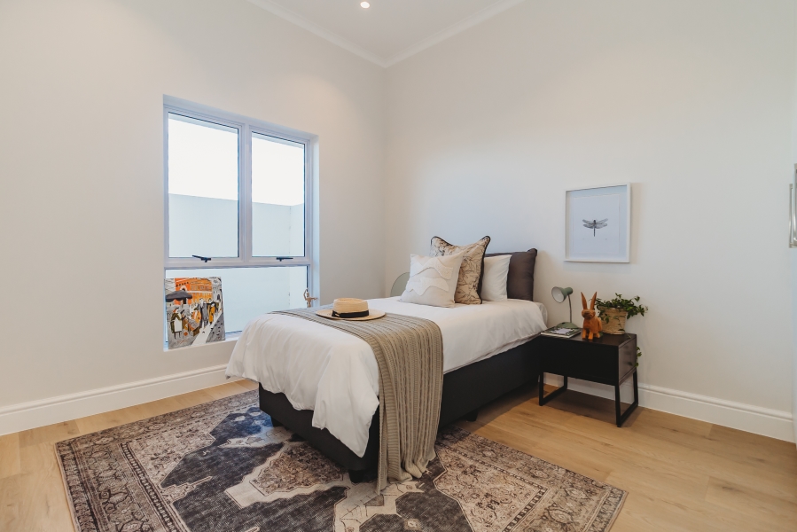 3 Bedroom Property for Sale in Kraaibosch Western Cape